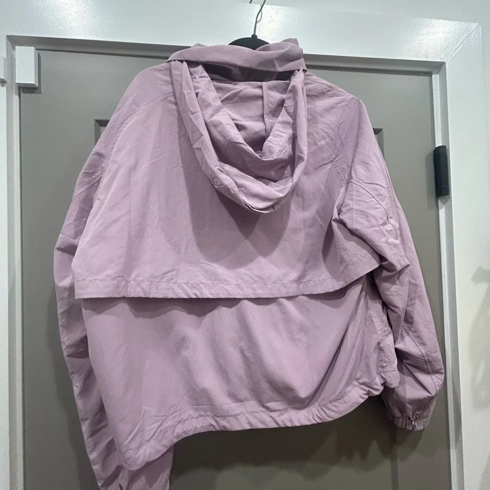 Lululemon Always Effortless Jacket
Dusty Rose size 12 #0145 - Picture 2 of 7